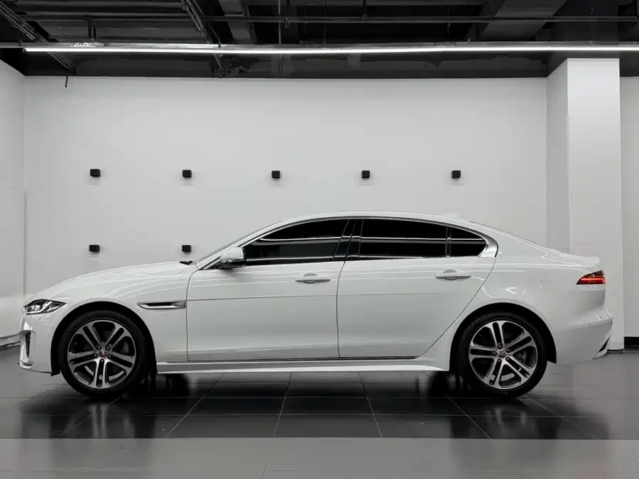 Jaguar XEL