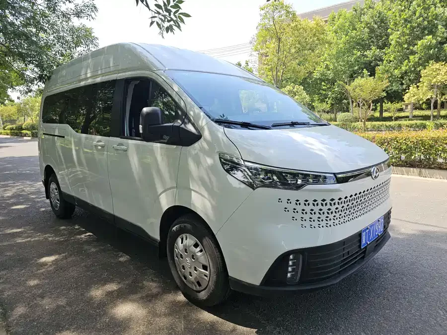 Maxus Xintu V70