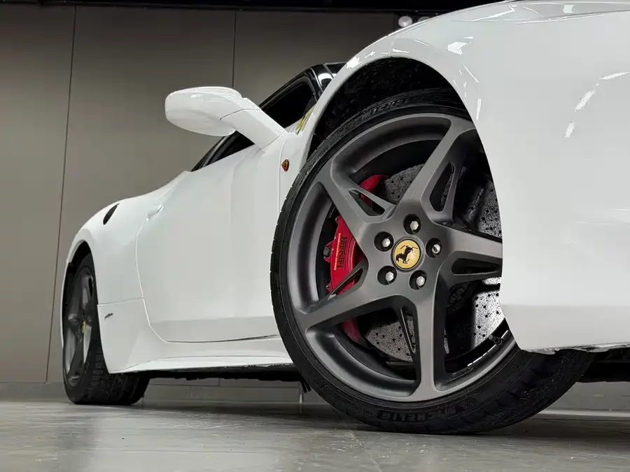 Ferrari 458
