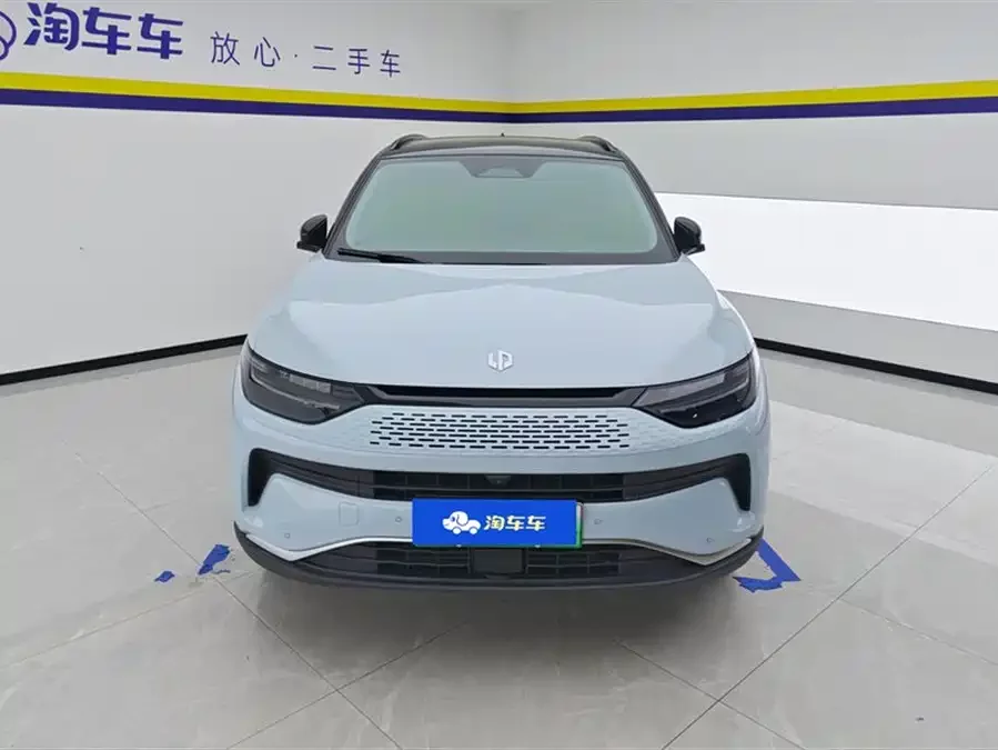 Leapmotor C11