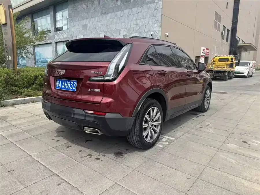 Cadillac XT4