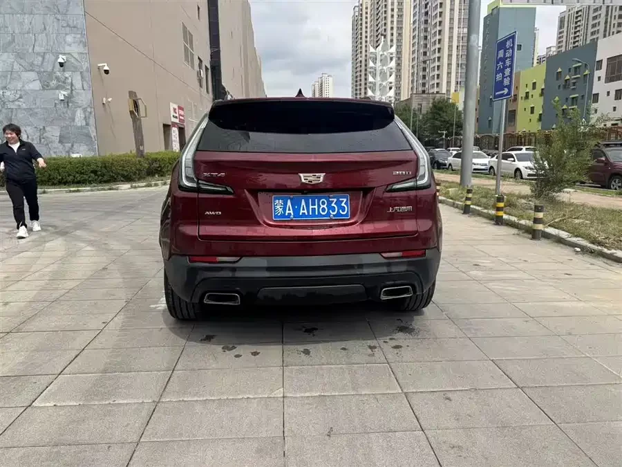 Cadillac XT4