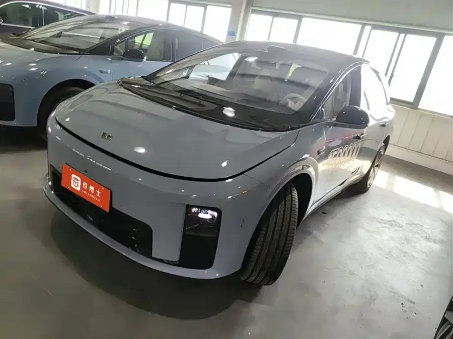 Li Ideal i8