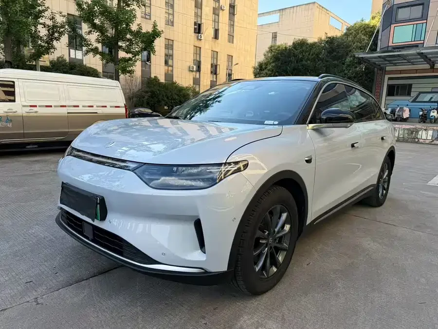 Leapmotor C11
