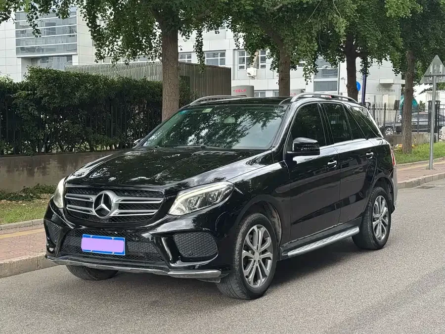 Mercedes Benz GLE (Imported)