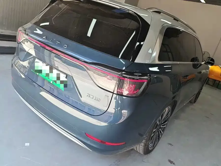 AITO Wenjie M9