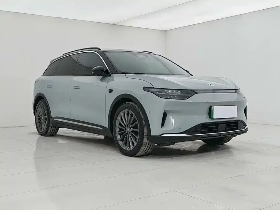 Leapmotor C11