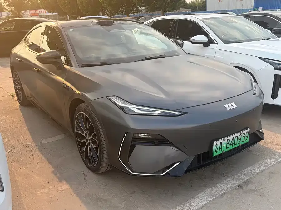 Geely Galaxy E8