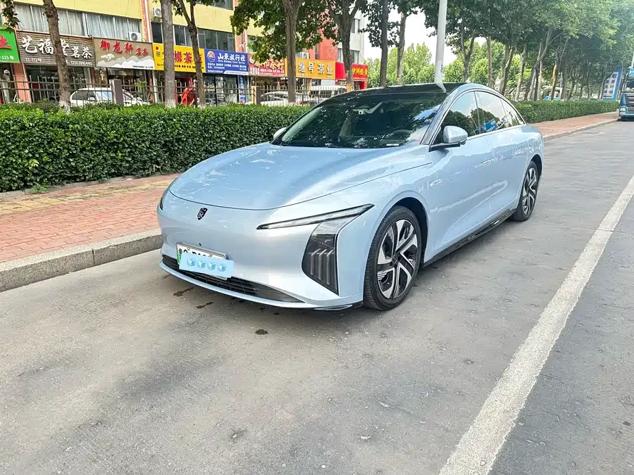 Dongfeng Xinghai S7