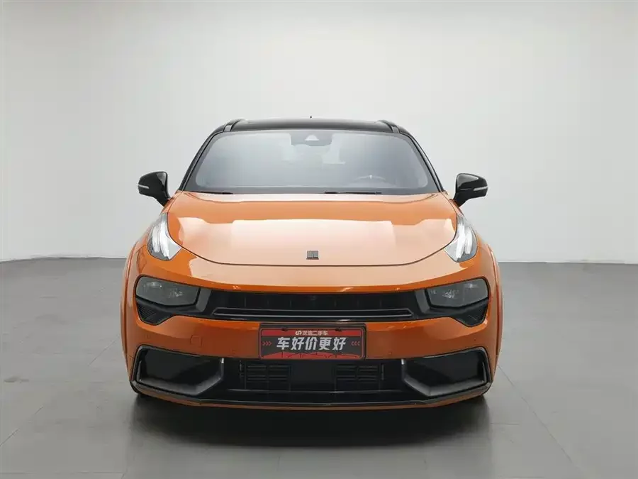 Lynk & Co 02 Hatchback