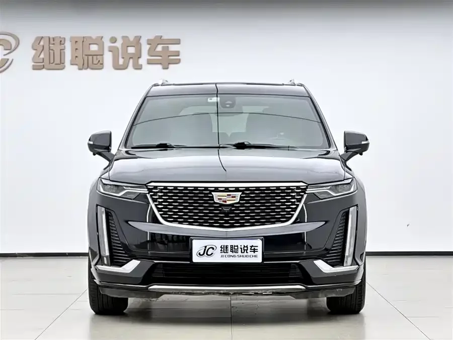 Cadillac XT6