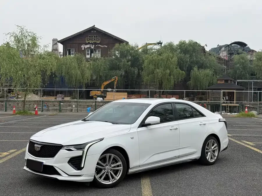 Cadillac CT4