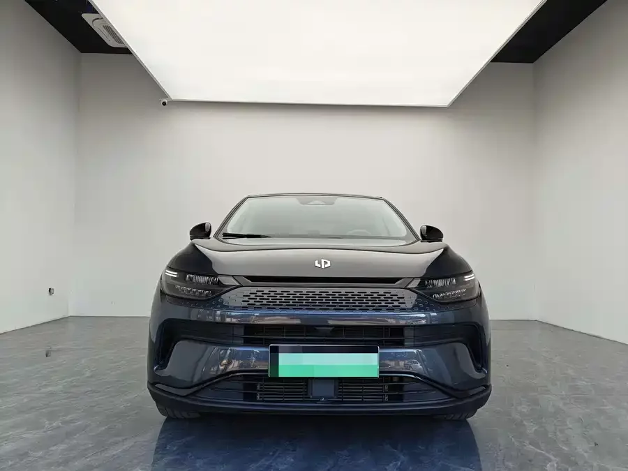 Leapmotor C11