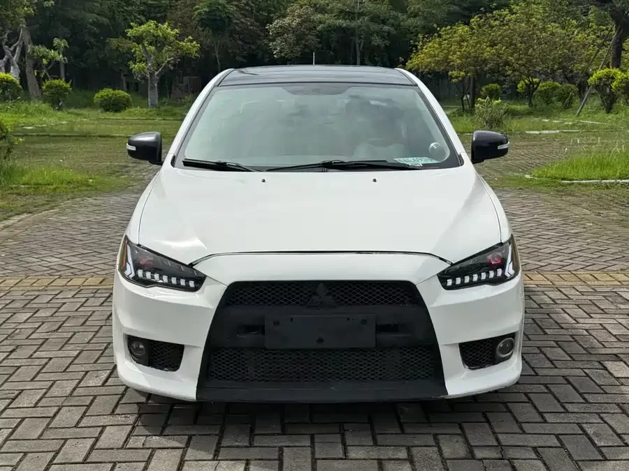 Mitsubishi Wing God