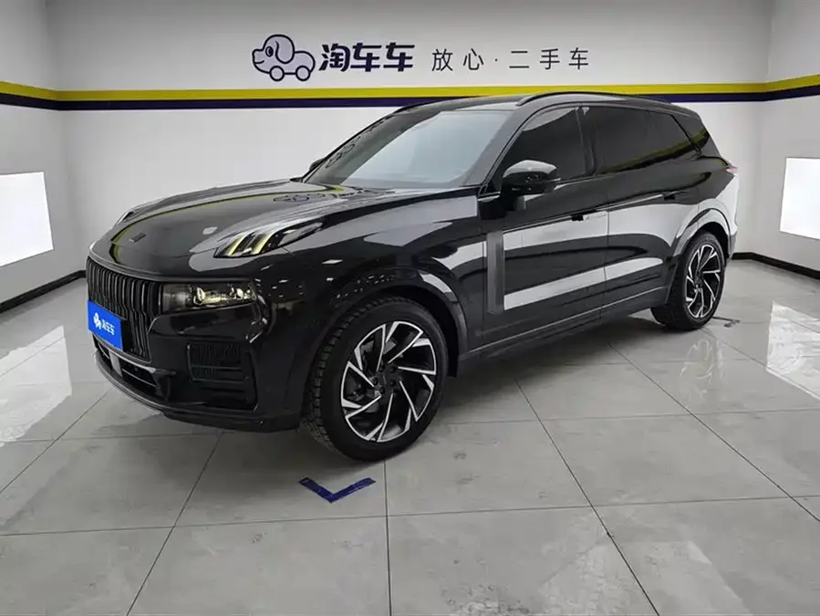 Lynk & Co 09
