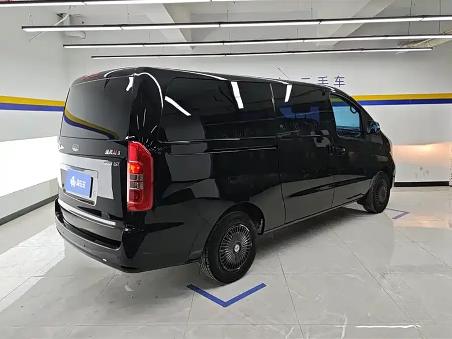 JAC Refine Ruifeng M3
