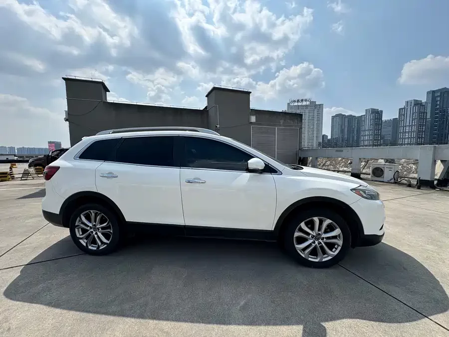 Mazda CX-9