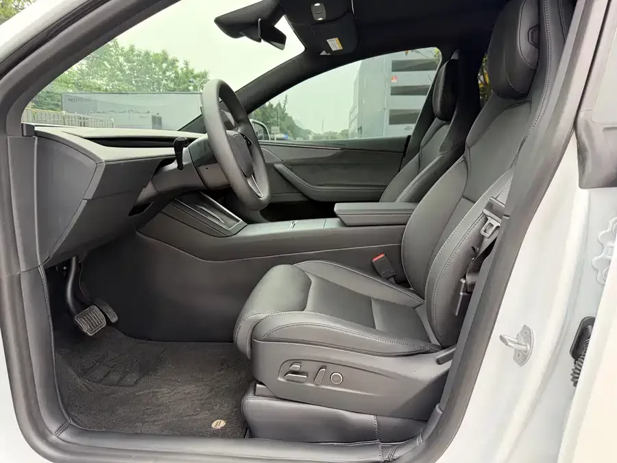 Tesla Model YL