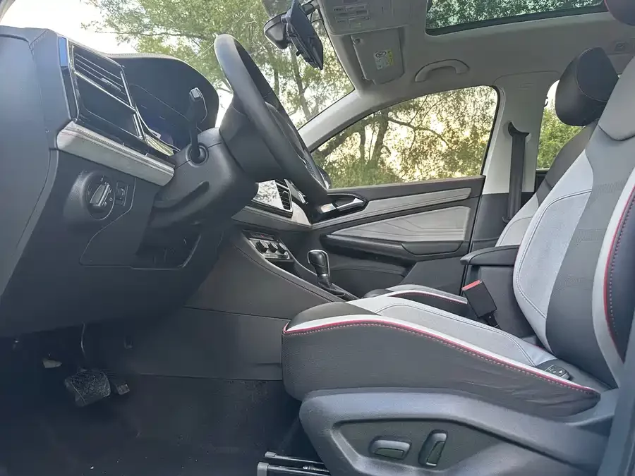 Jetta VS7