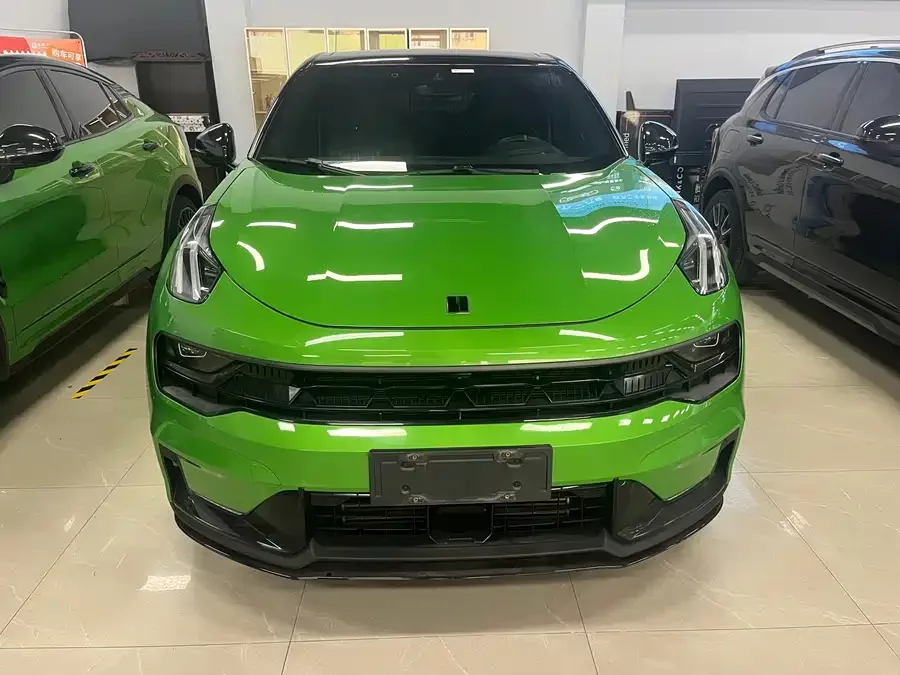 Lynk & Co 05
