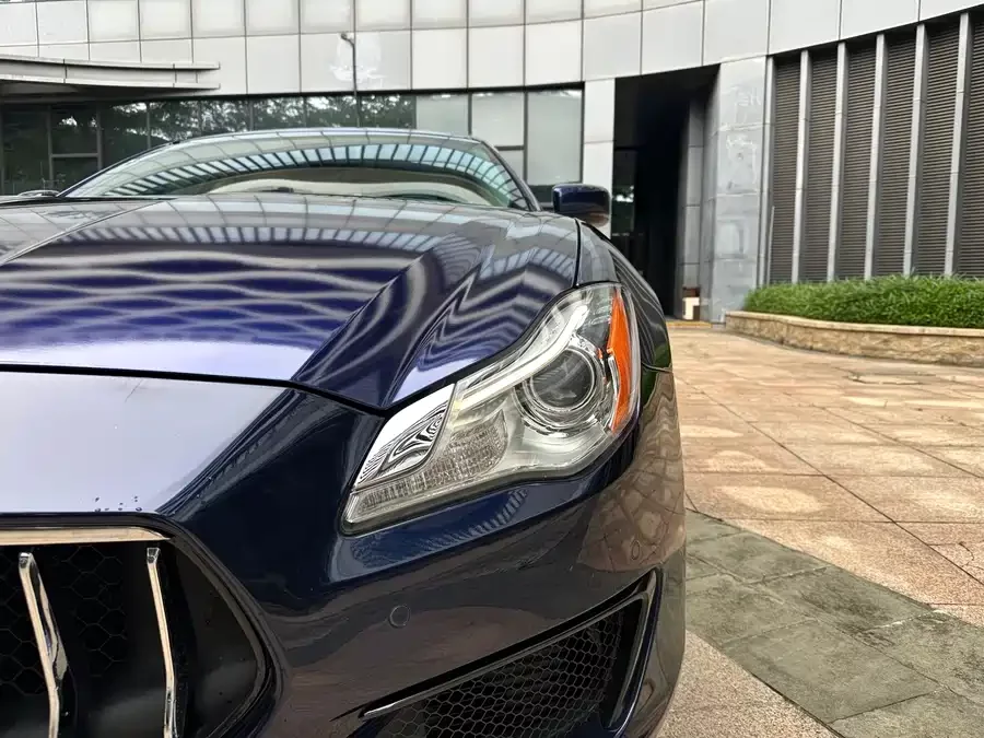 Maserati President