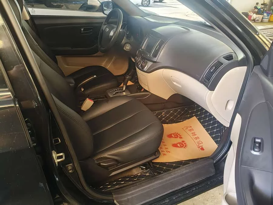 Hyundai Elantra / Celesta