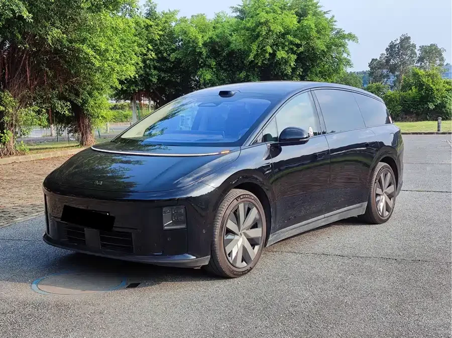 Li Ideal i8