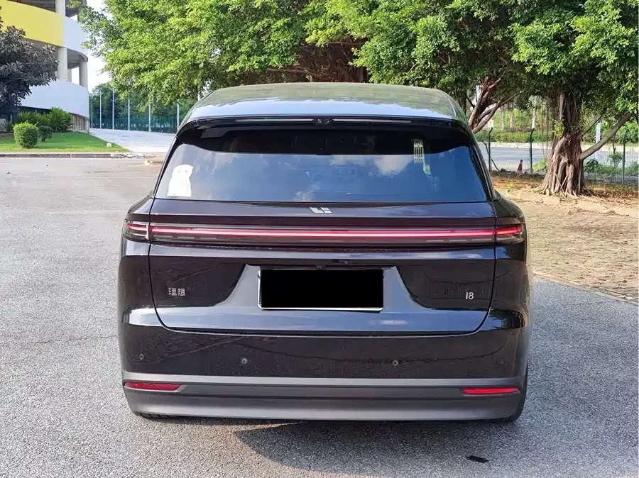 Li Ideal i8