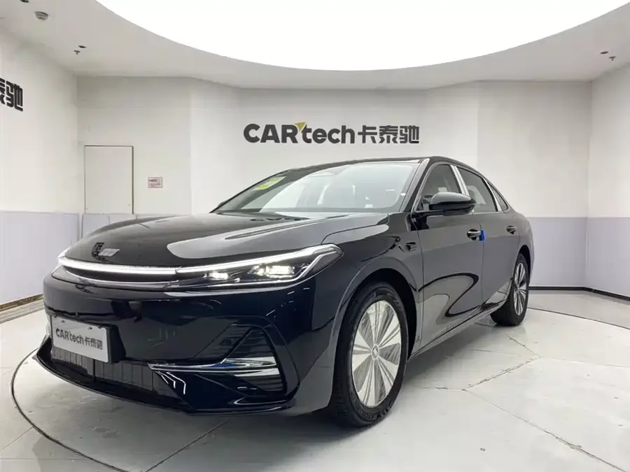 Geely Galaxy A7 EM