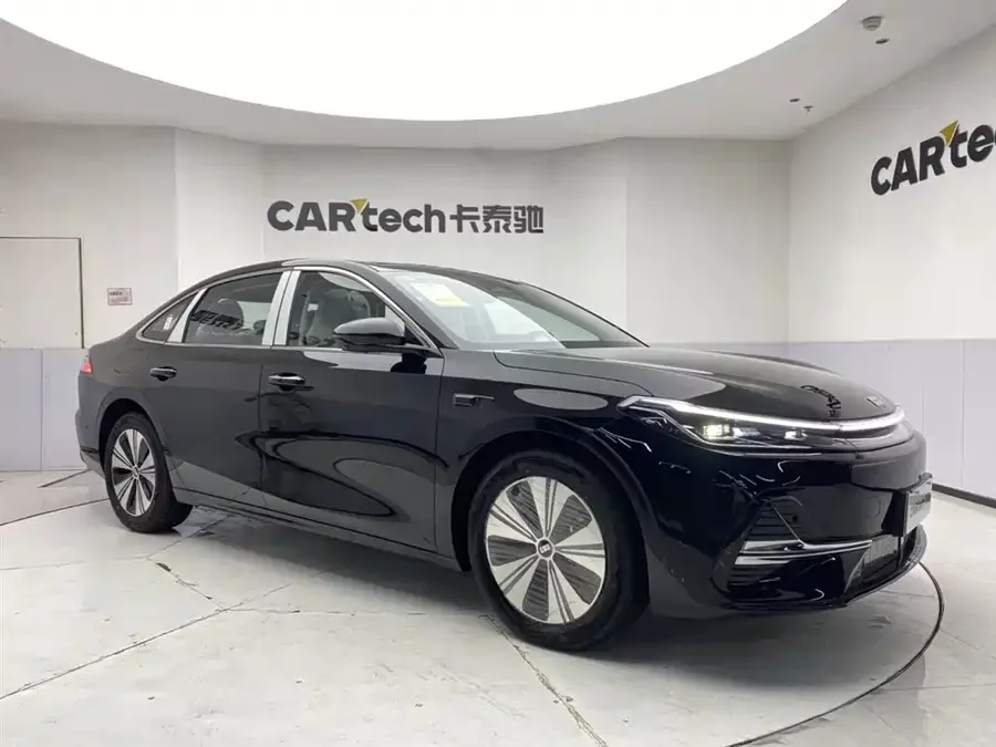 Geely Galaxy A7 EM