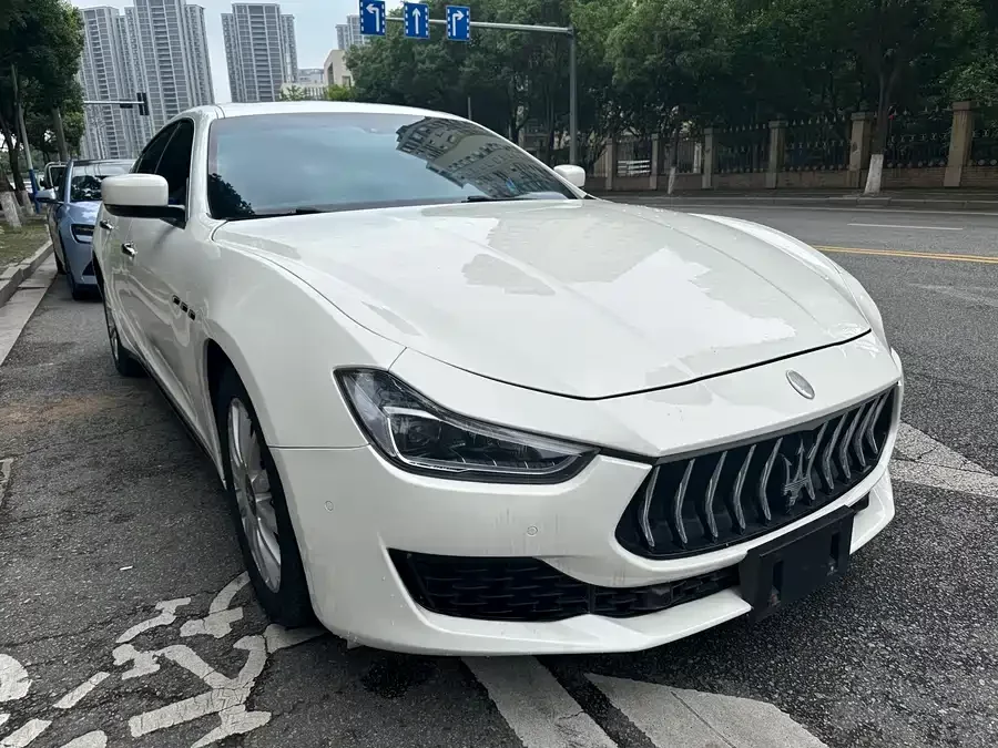 Maserati Ghibli