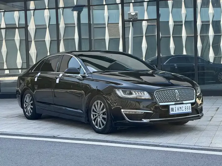 Lincoln MKZ