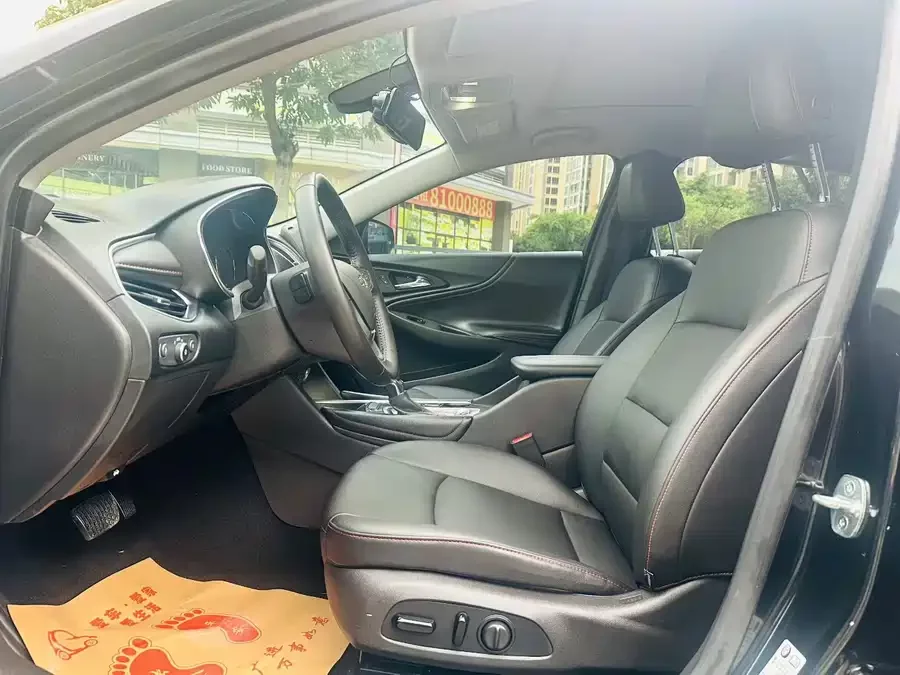 Chevrolet Malibu XL