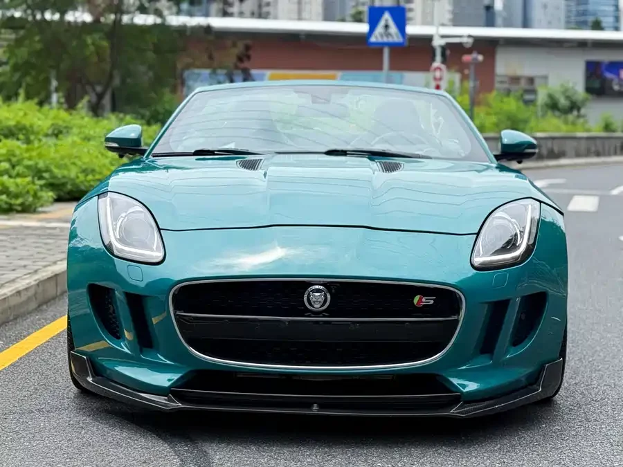 Jaguar F-TYPE