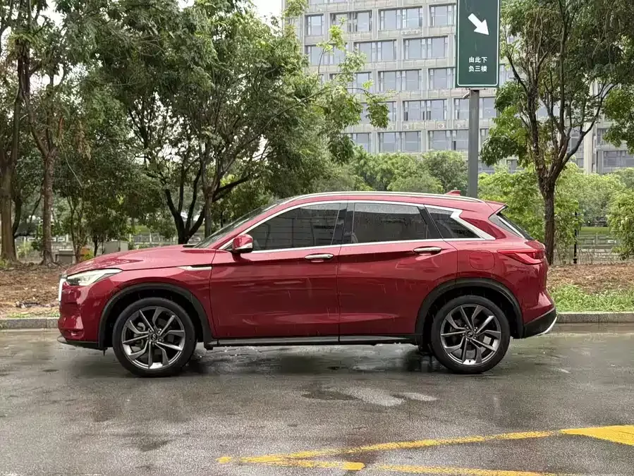 Infiniti QX50