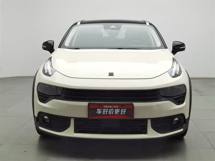 Lynk & Co 02