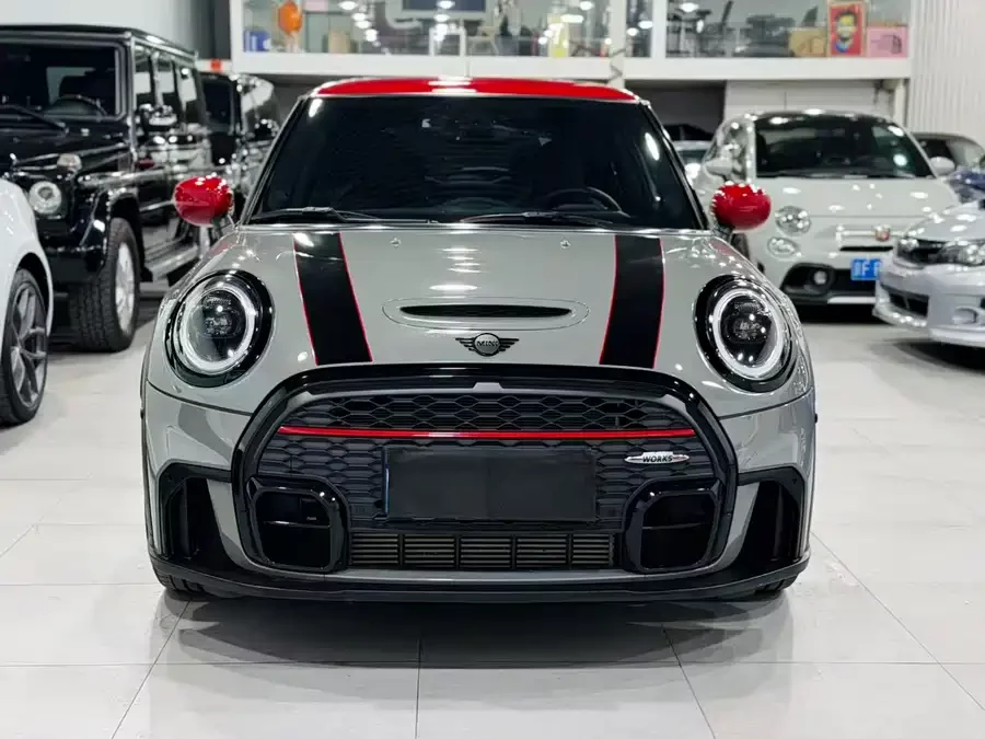 MINI JCW