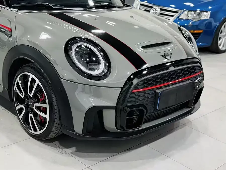 MINI JCW