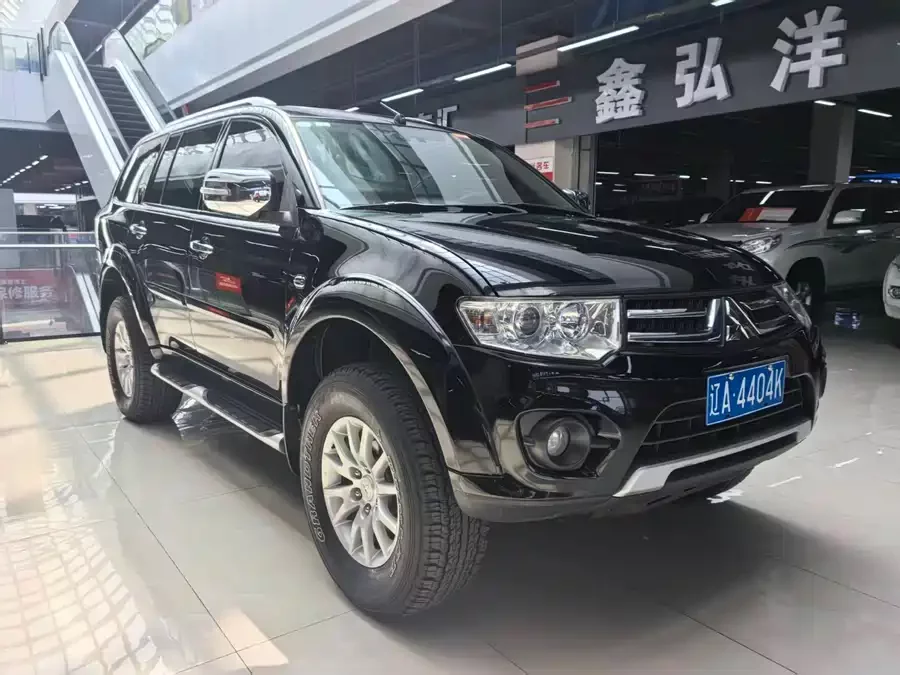 Mitsubishi Pajero Sport