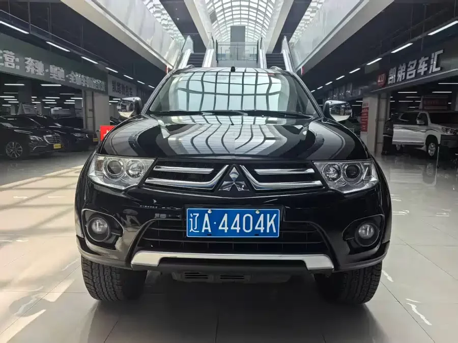 Mitsubishi Pajero Sport