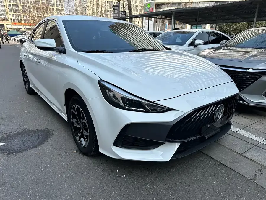 MG 5