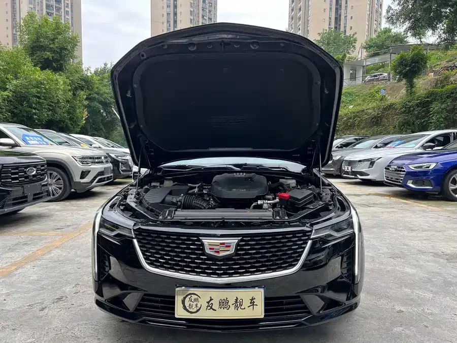 Cadillac CT4