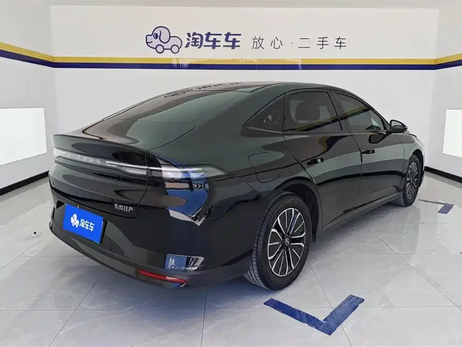 Nissan N6