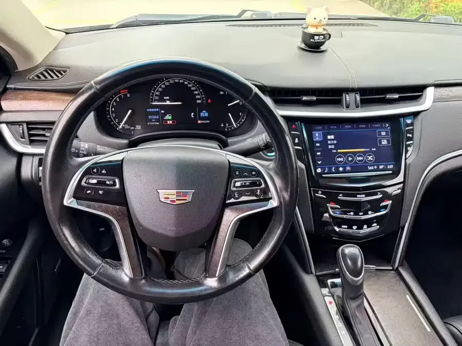 Cadillac XTS