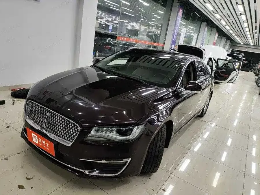 Lincoln MKZ