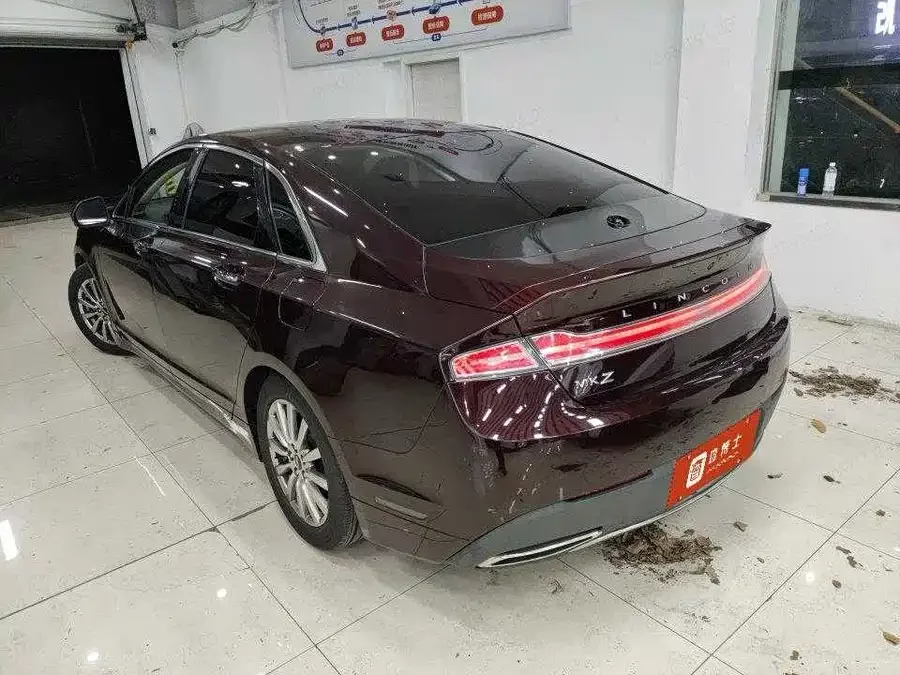 Lincoln MKZ