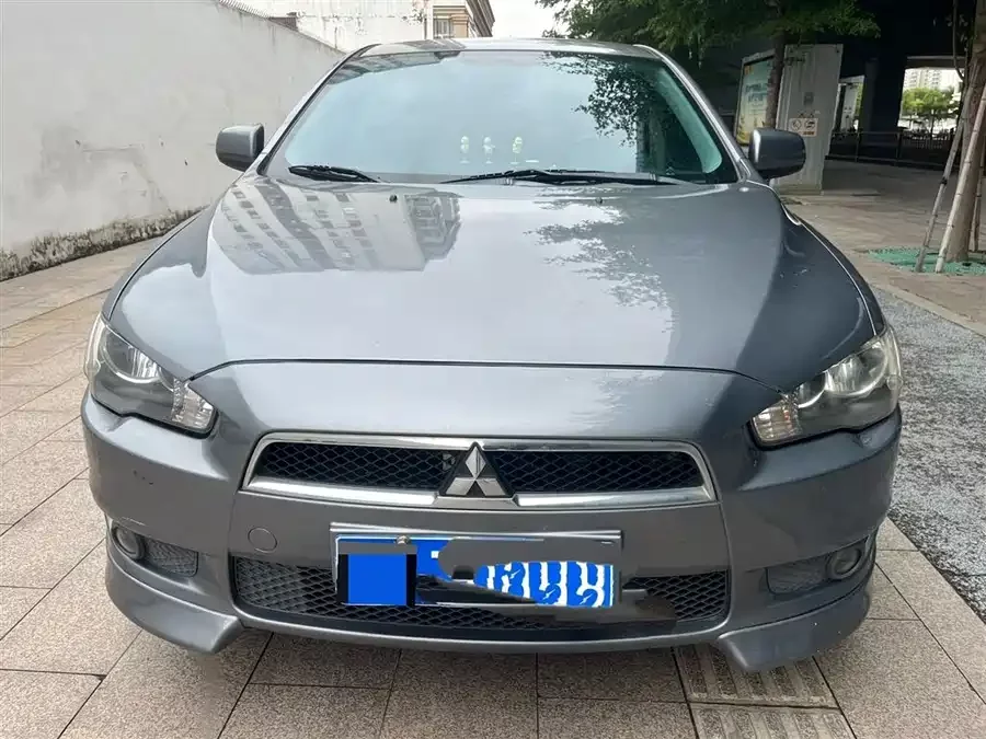 Mitsubishi Wing God