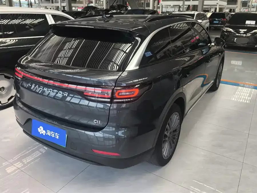 Leapmotor C11
