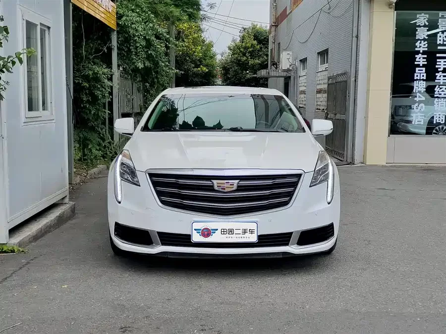 Cadillac XTS