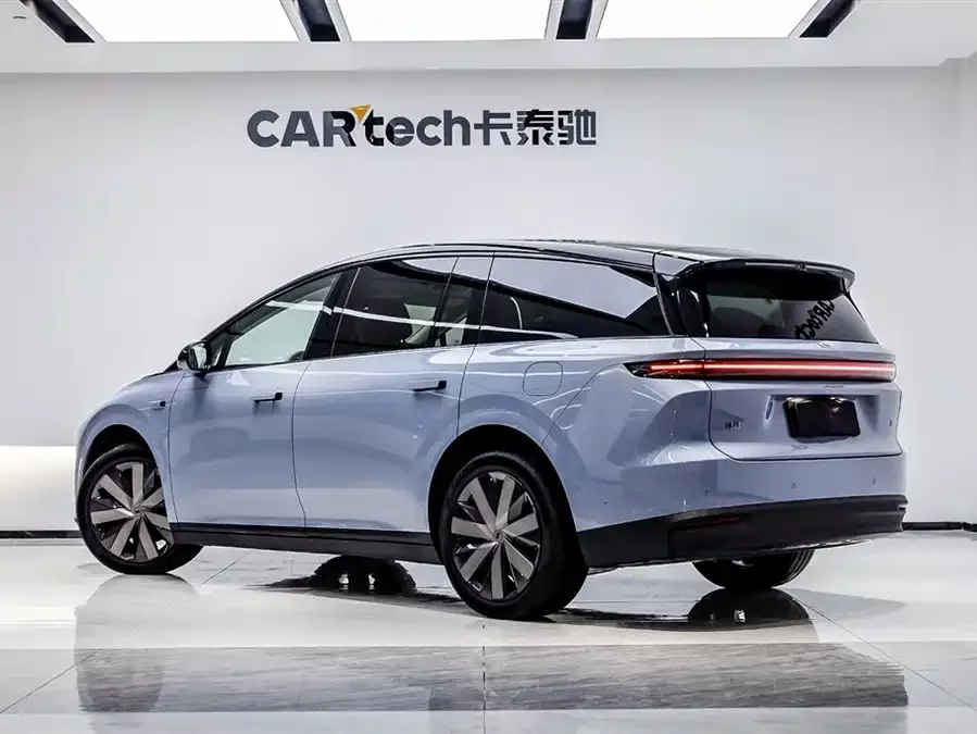 Li Ideal i8